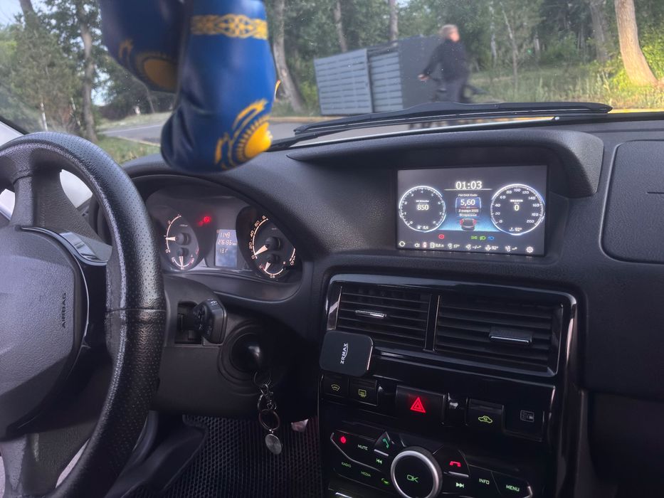 Продам приору 2 люкс плюс, 2014 года
