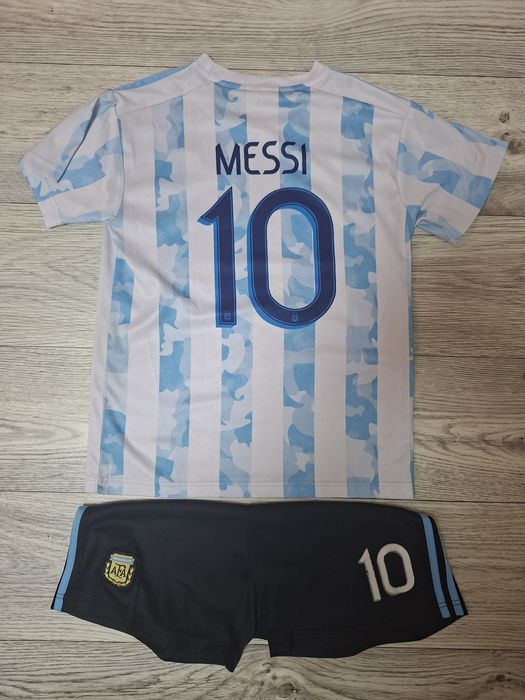 Футбольная форма сборной Аргентины Месси