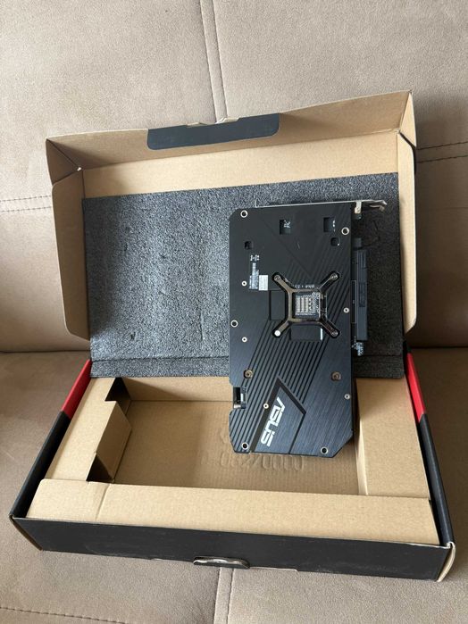 Видеокарта Asus Radeon RX6600XT