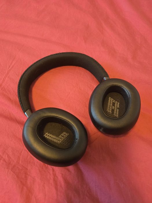 Căști Bluetooth JBL Live 660 nc