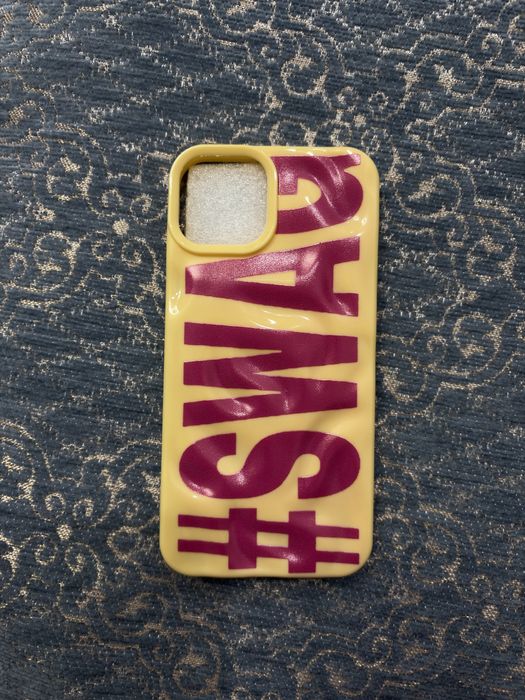 Отдам даром новый чехол для IPhone 13