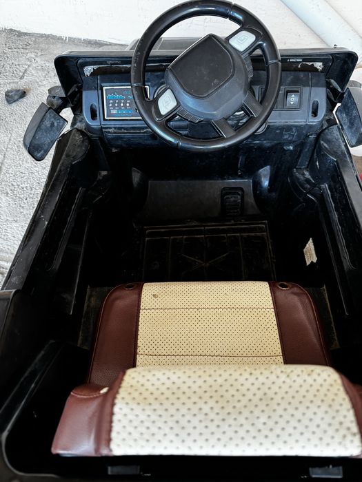 Продам детский электромобиль