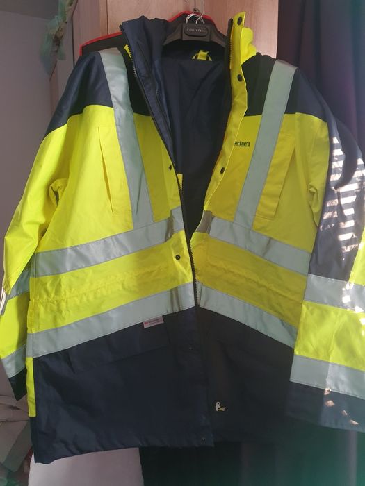 Jacheta reflectorizanta