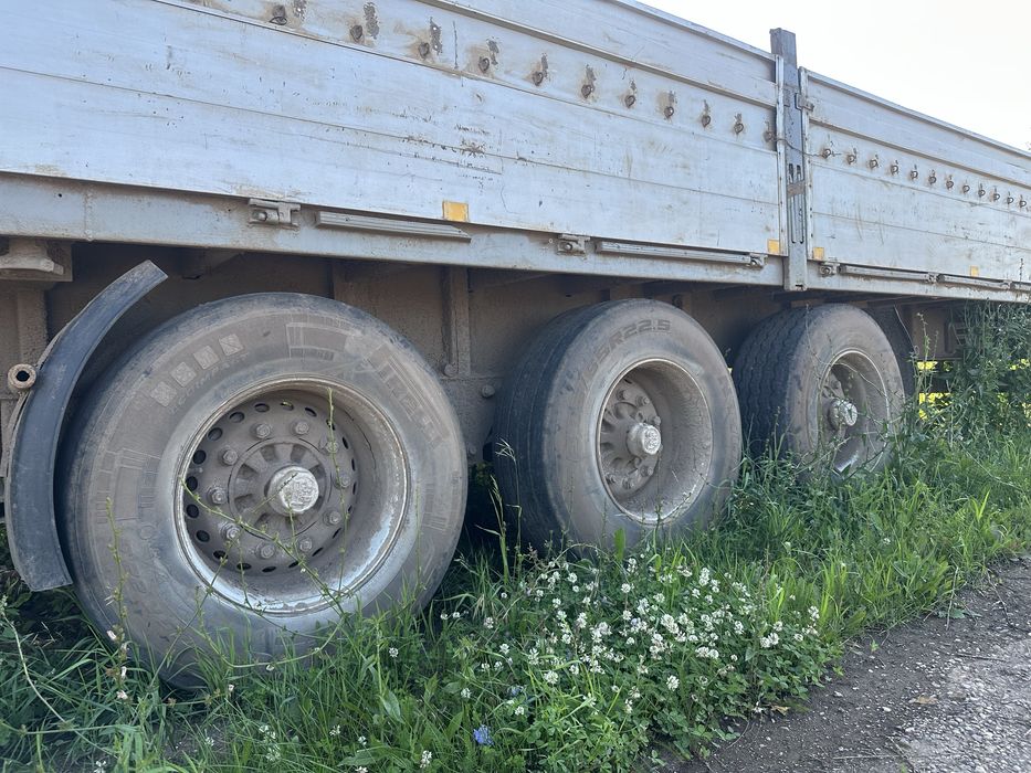 Полуприцеп бортовой