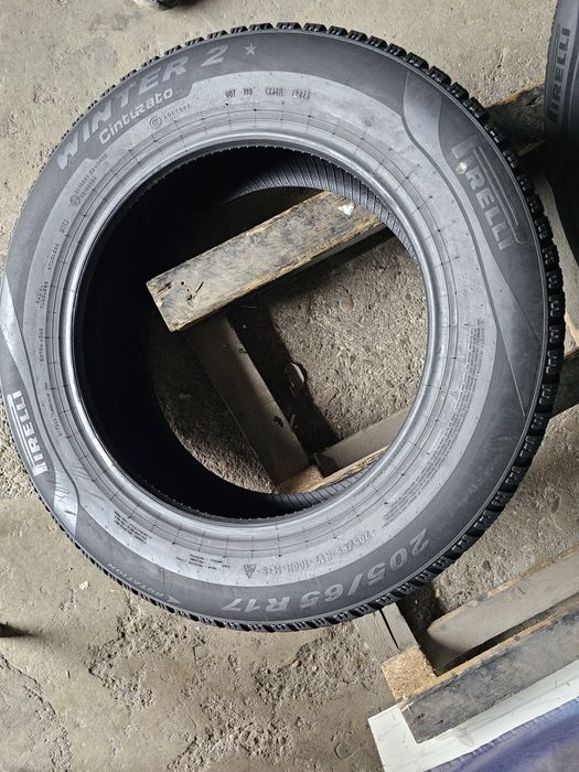 2 anvelope iarna 205 65 17 Pirelli 2025