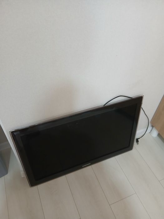 Телевизор рабочий