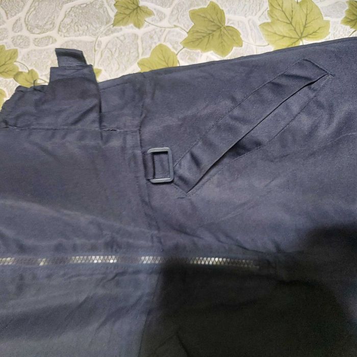 Продам комбинезон  на 7-8 лет