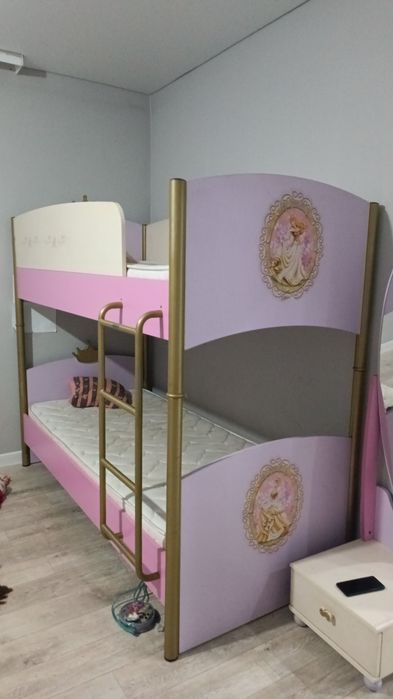 Срочно продам детский гарнитур