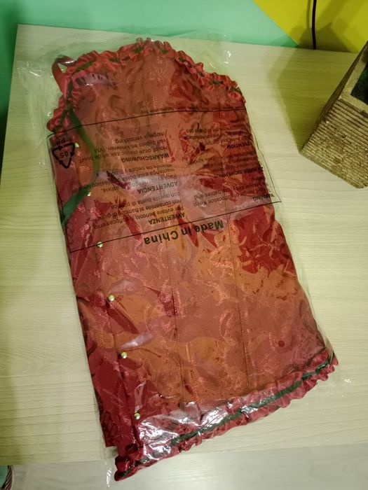 Продам красный корсет
