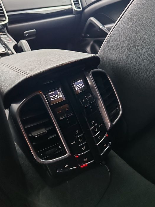 Porsche cayenne 2012  diesel roti 22