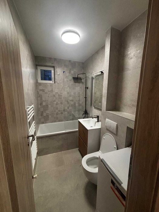 Inchiriez apartament 3 camere, RECENT RENOVAT, zona Budai