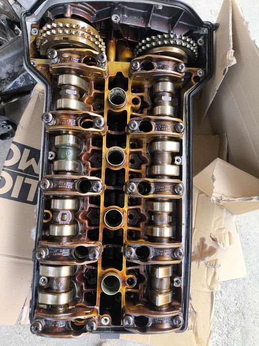 Двигатель объём 2,2, головка ,Мерседес