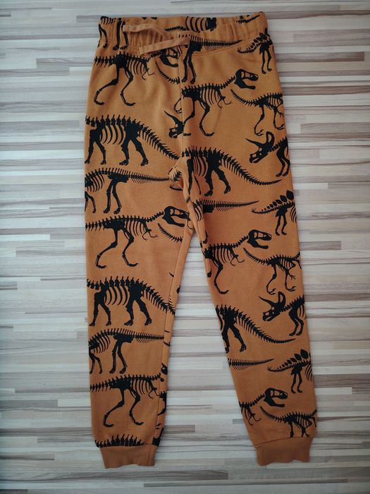 Долнища за момче H&M 140 размер