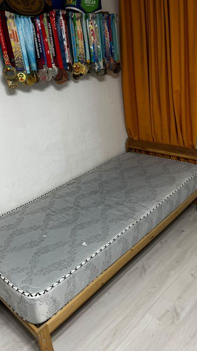 Продам кровать от Икея
