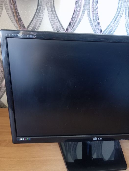 Монитор LG 22 IPS Led