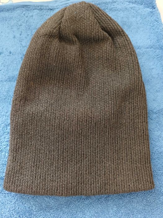 Продается вязаная шапка