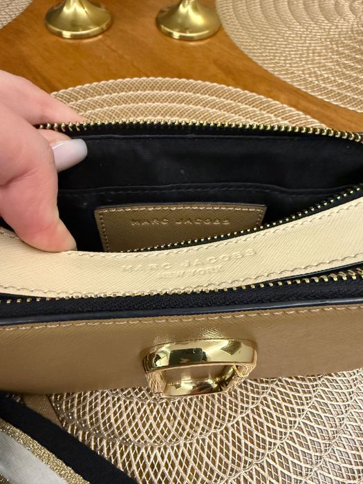 Geanta crossbody The Snapshot Marc Jacobs maro, bej, verde