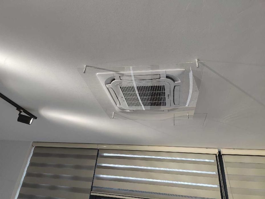 Deflector aer condiționat tavan – plexiglas, protecție curent aer