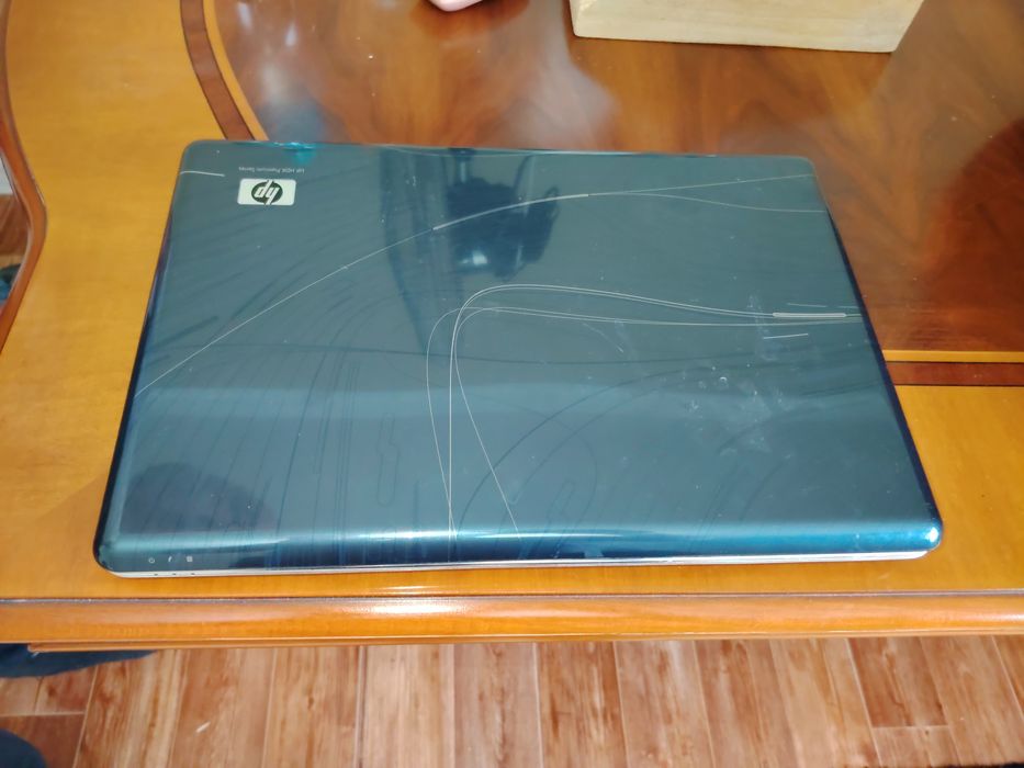 Продам ноутбук на запчасти