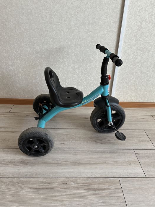 Детский велосипед до 3-4 лет