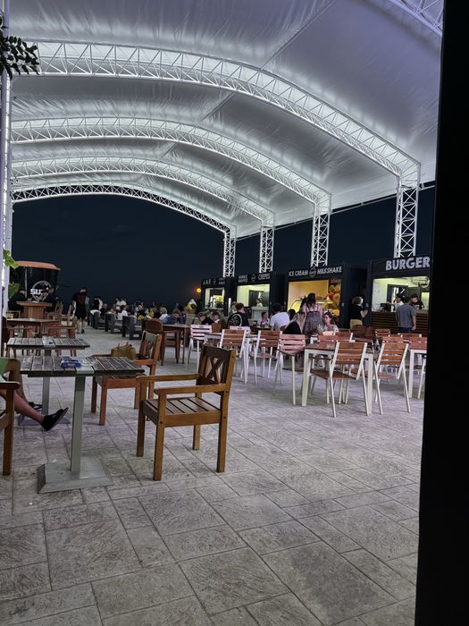 Costinesti loc Rulota sau spatiul comercial chirie