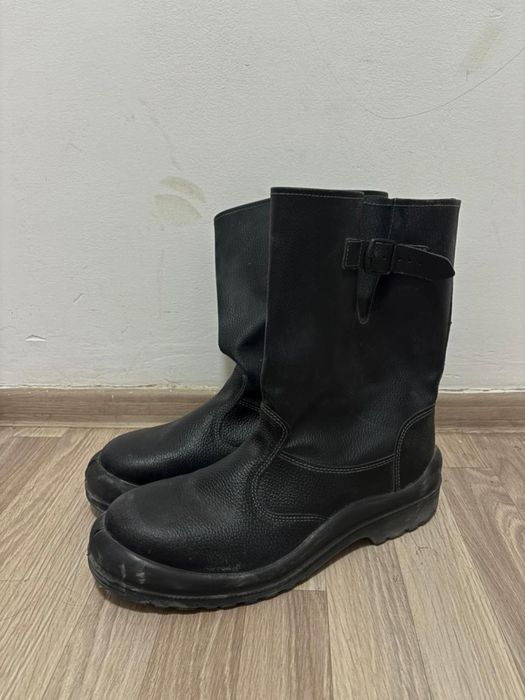 Новый обувь 49 размера летний