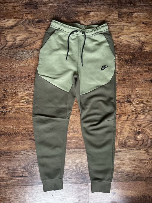 Nike tech green анцуг olive зелен Оригинален! CU4495-222
