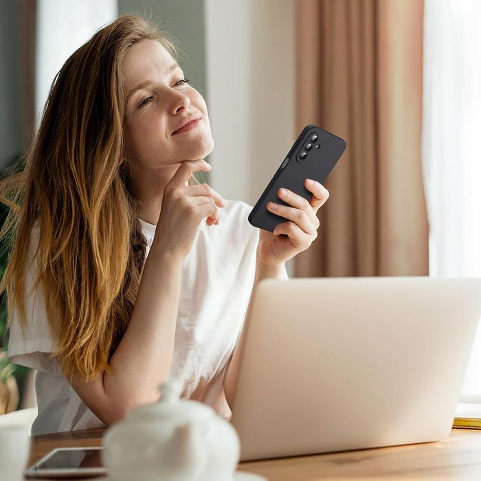 Матов силиконов кейс за samsung galaxy a17 - черен