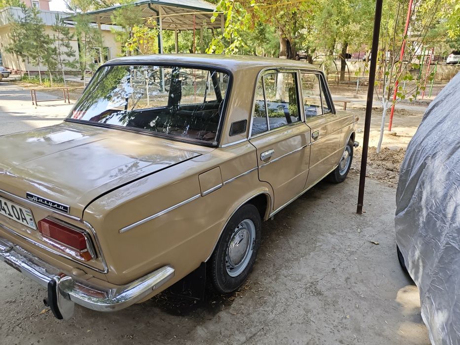 Продаётся Ваз-2103 Жигули