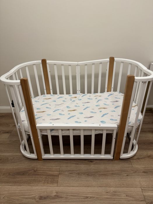 Кровать детская с матрасами