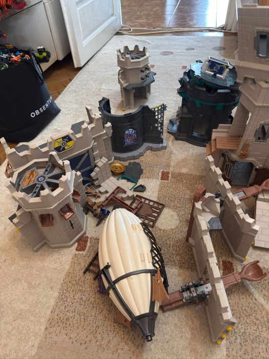 Marele castel playmobile