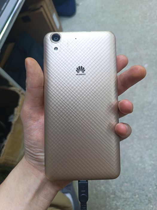 Huawei Y6 2/32гб