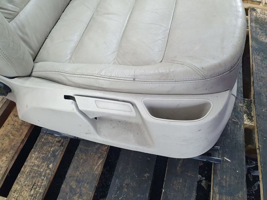 Scaun pasager dreapta fata 1k4881106kk 83115690300 Skoda Octavia 2 (facelift) (2008 - 2013)