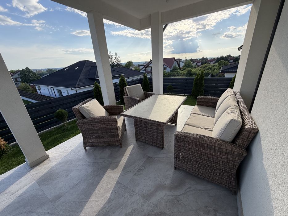 Vand casa/vila premium in Stefanestii Noi, cartier Bratieni