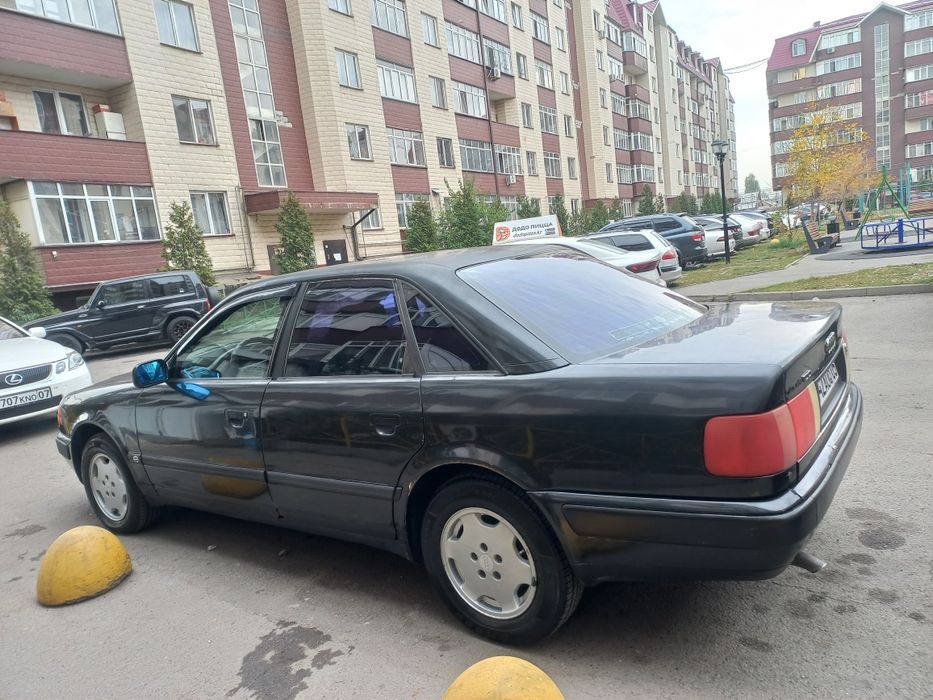 Продам ауди в хорошем состояний