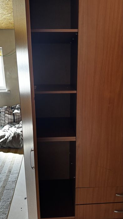 Шкаф без зеркала