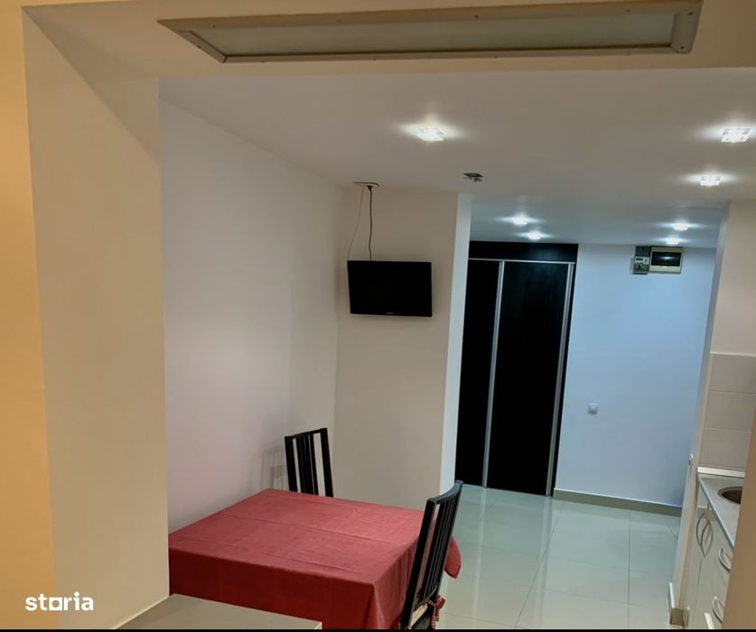 Apartament de închiriat (3 camere) Eroi Revoluției — fotografia 3
