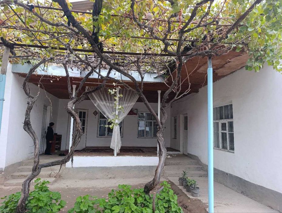 Uy sotiladi 9.4 sotx