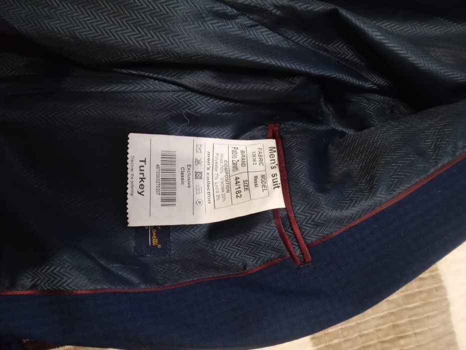 Кастюм в хорошем состоянии