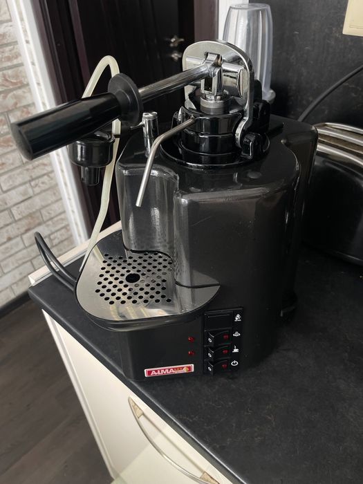 Кафемашина с хартиени дози и капучинатор Alma hi tech ITALY