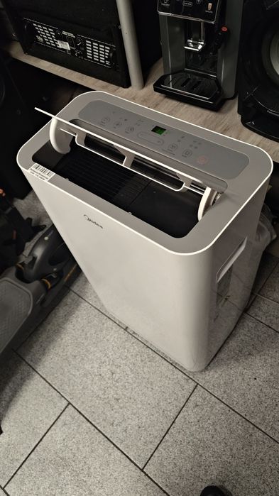 Мобилен Климатик Midea Silent Cool 26 PRO