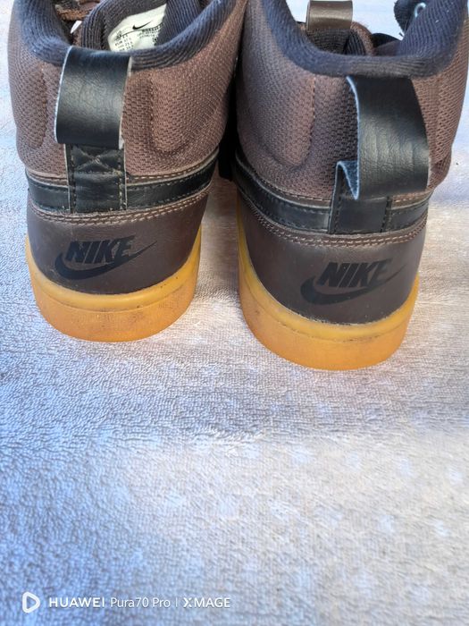 Кецове nike за момче номер 37,5 стелка 23,5см. В перфектно състояние