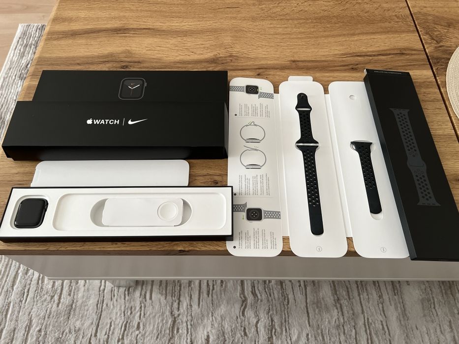 Apple Watch SE 2 40mm