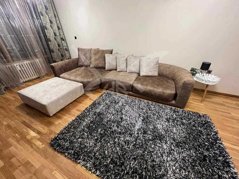 Дава се под наем Тристаен апартамент в София, Лозенец - 125 кв.м за 1246.44 € - Снимка #4