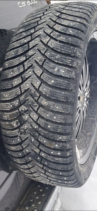 Продаю колеса диски с покрышками