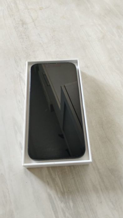 Продам ,iphone 13