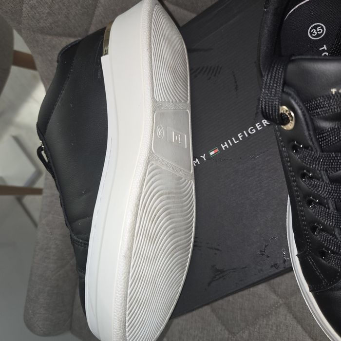 Tommy  Hilfiger 35 размер