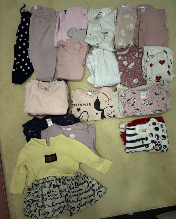 Лот бебешки дрешки за момиче, размер 9-12 месеца (80см)