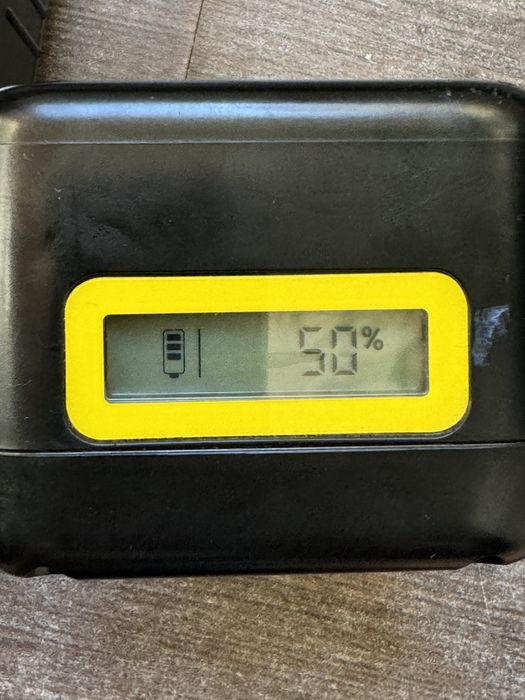 Karcher baterie acumulator 18V  5 amperi plus incarcator