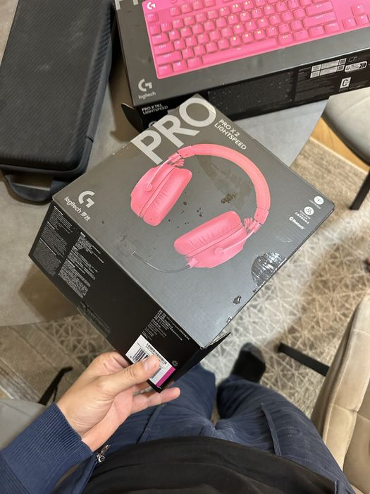 logitech наушники и клавиатура